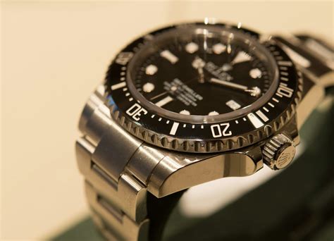 rolex sea dweller hodinkee|rolex sea dweller 4000 price.